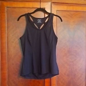 Asics workout tank with built in shelf bra.